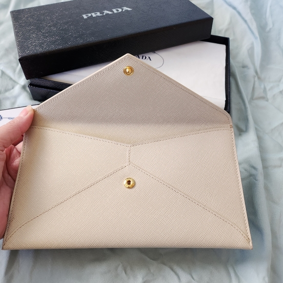 [Brand New] Authentic Prada Saffiano Leather Long Envelope Wallet - Picture 5 of 10